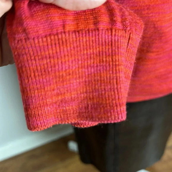 Loft  Petite multi color crew neck sweater with 3/4 length sleeve - Picture 4 of 7